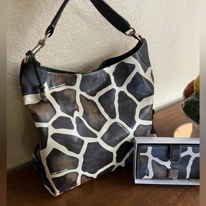 Dooney and Bourke Brown T Moro Giraffe Medium Sac and Zip Around Wallet G1196 BM